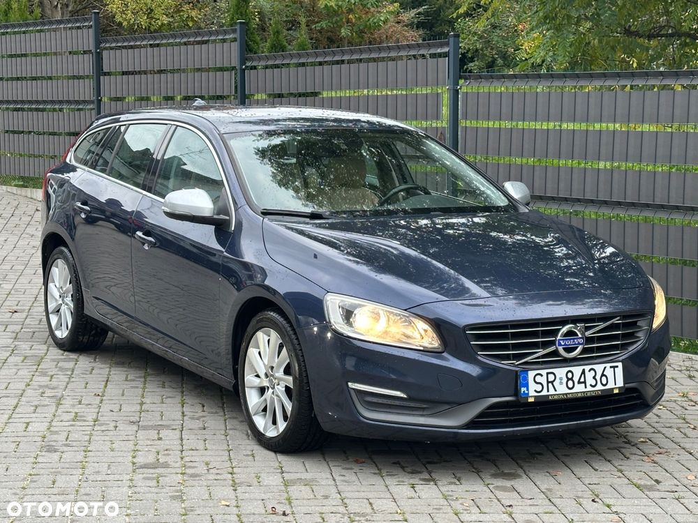 Volvo V60 D4 Momentum - 4