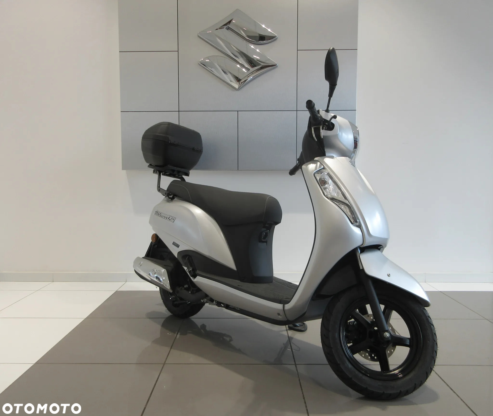Suzuki Address - 3