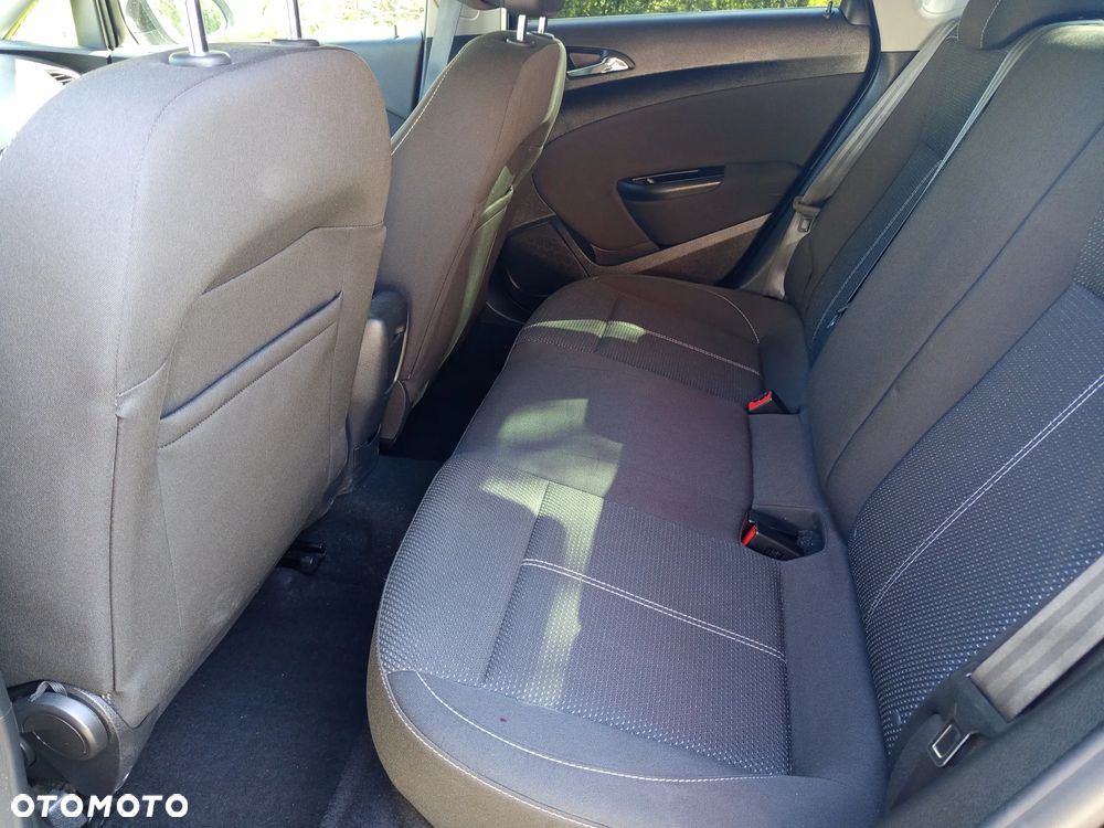 Opel Astra - 10