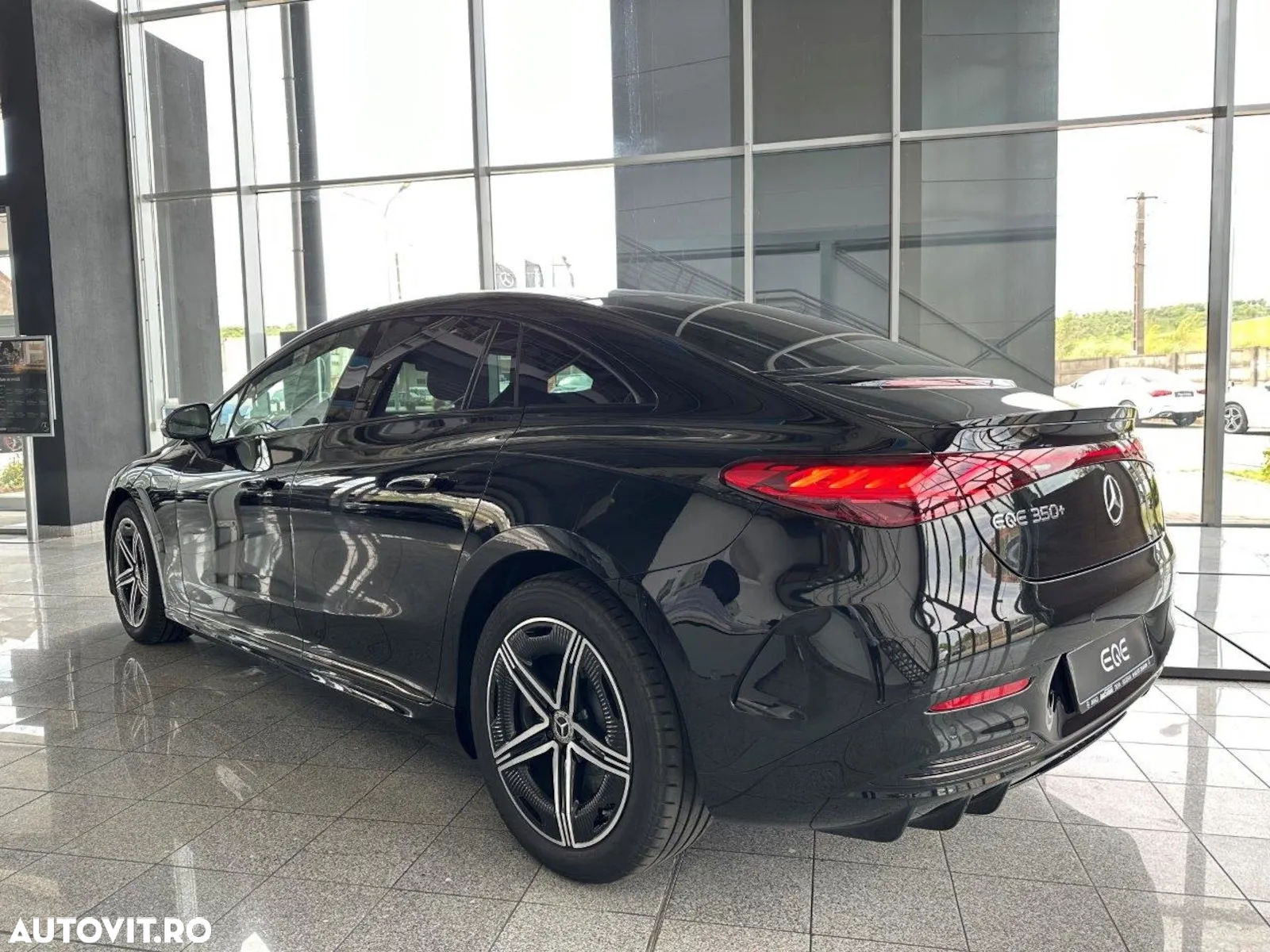 Mercedes-Benz EQE 350+ AMG Line - 8