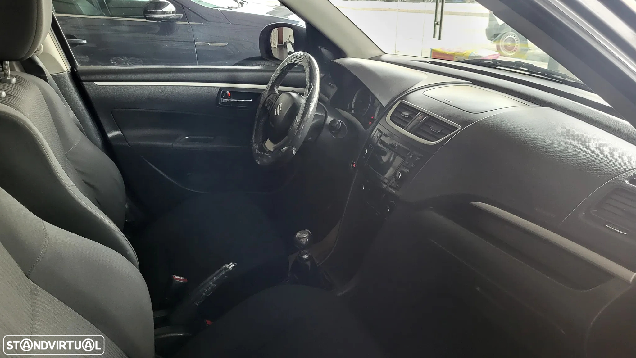 Suzuki Swift 1.2 VVT GLX - 14
