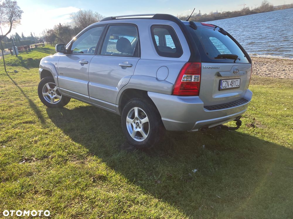 Kia Sportage 2.0 CRDI DPF LX - 3