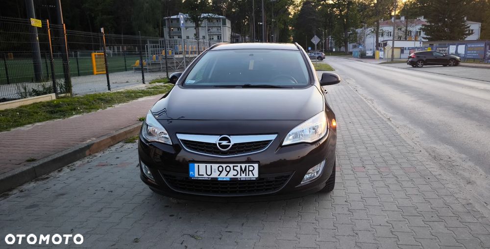 Opel Astra 1.4 Turbo - 2