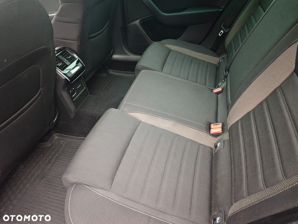 Skoda Superb 2.0 TDI 4x4 DSG Scout - 17