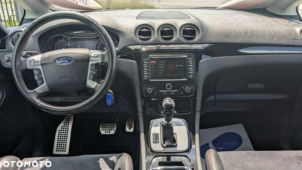 Ford S-Max - 25
