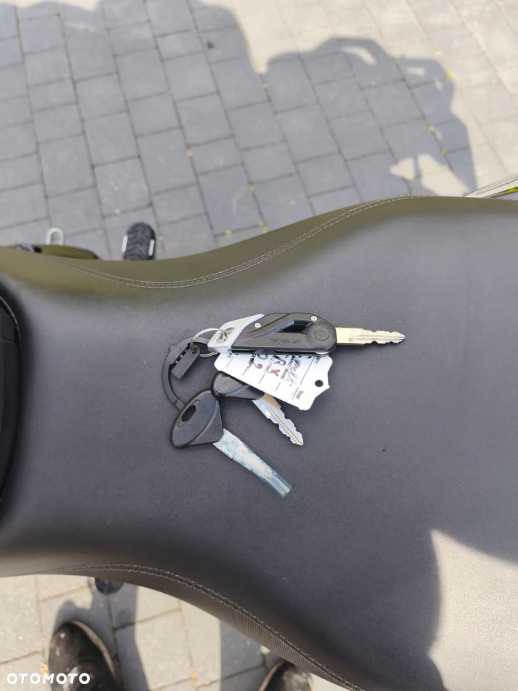 Benelli TRK 502 - 16