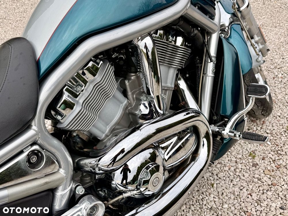 Harley-Davidson V-Rod Street Rod - 26