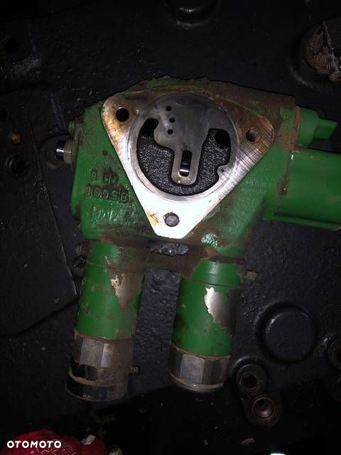 John Deere 6800 - Rozdzielacz - 5