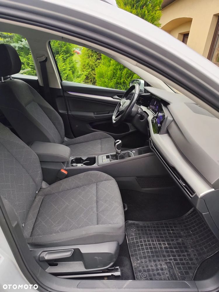 Volkswagen Golf VIII 1.5 TSI EVO Life - 18