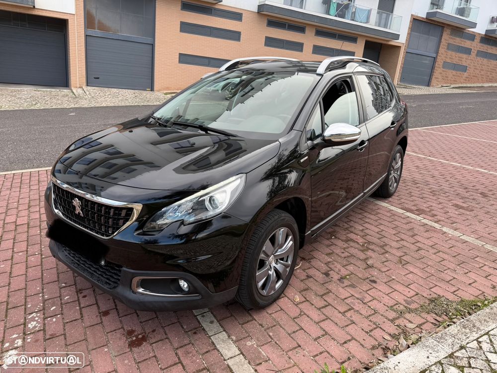 Peugeot 2008 1.2 PureTech Style - 1