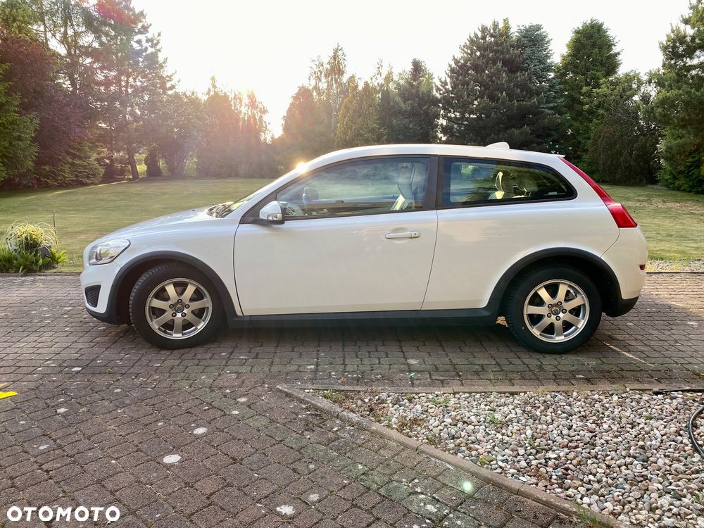 Volvo C30 2.0 - 9