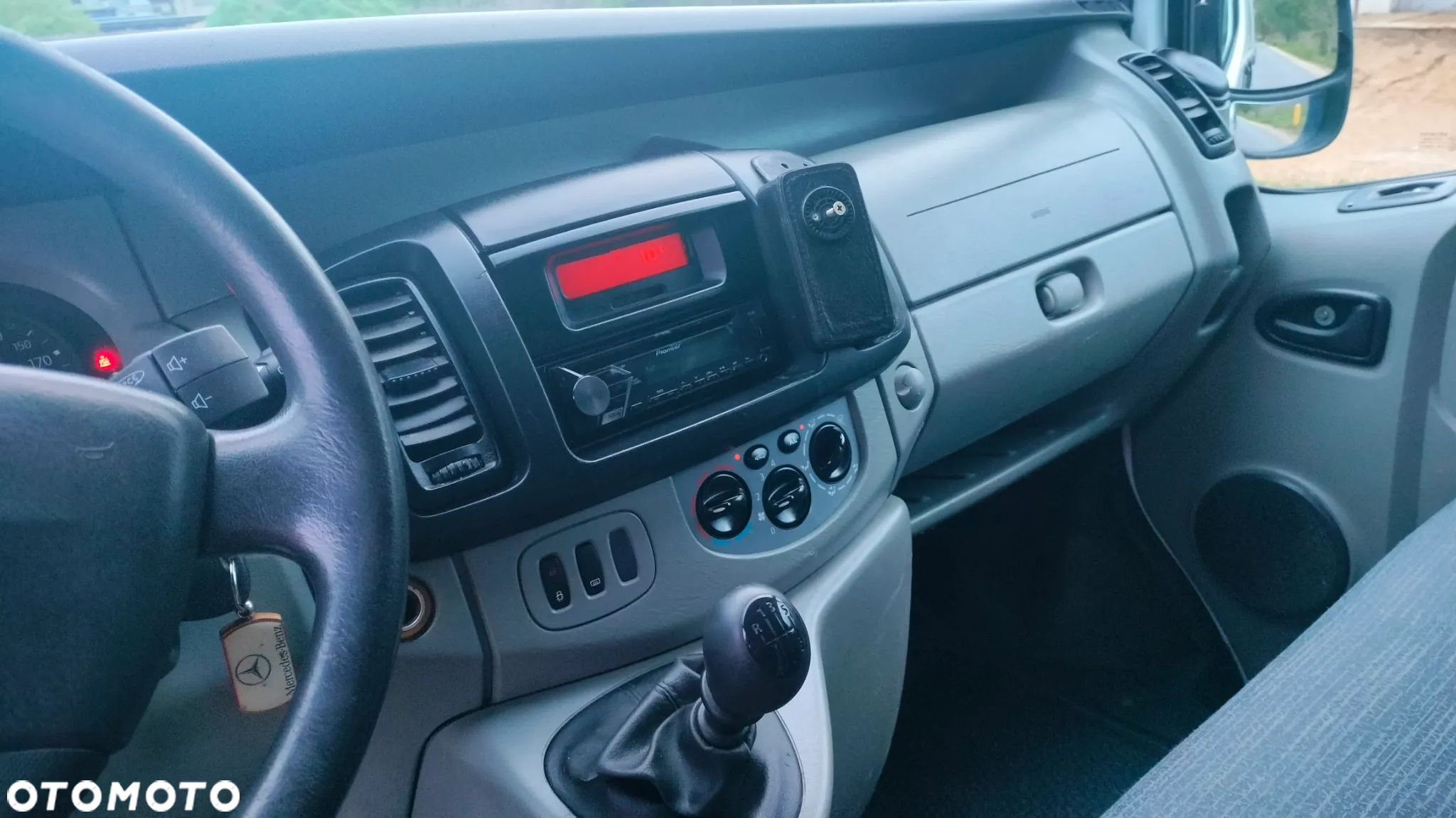 Renault TRAFIC - 14