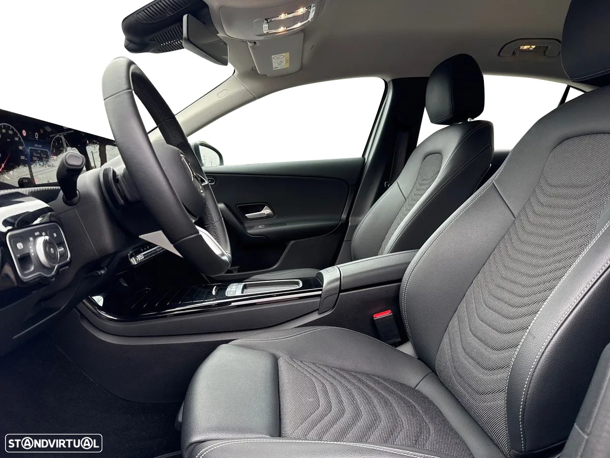Mercedes-Benz A 200 Standard - 11