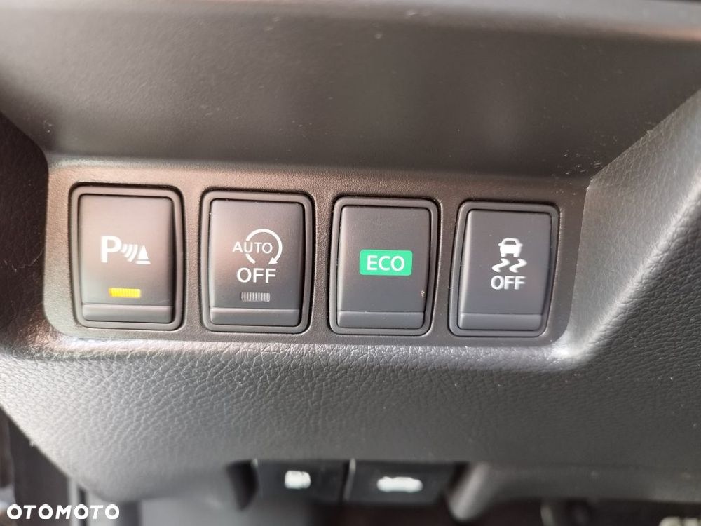 Nissan Qashqai 1.6 DCi Visia Xtronic EU6 - 24