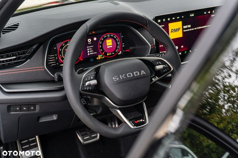 Skoda Octavia 2.0 TSI RS DSG - 12