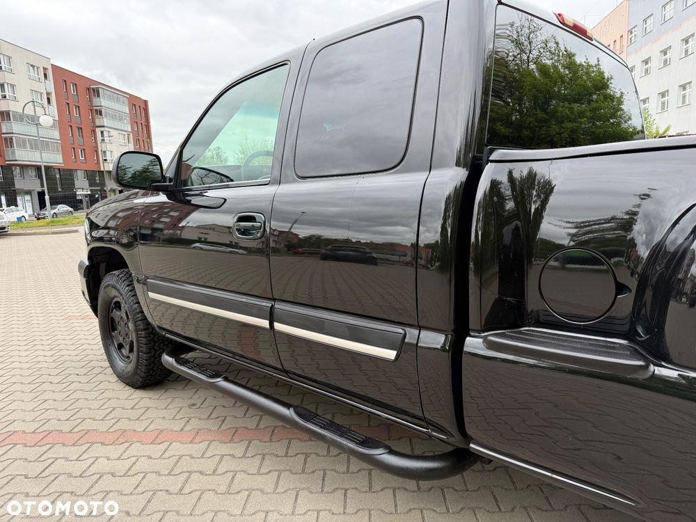 Chevrolet Silverado - 6