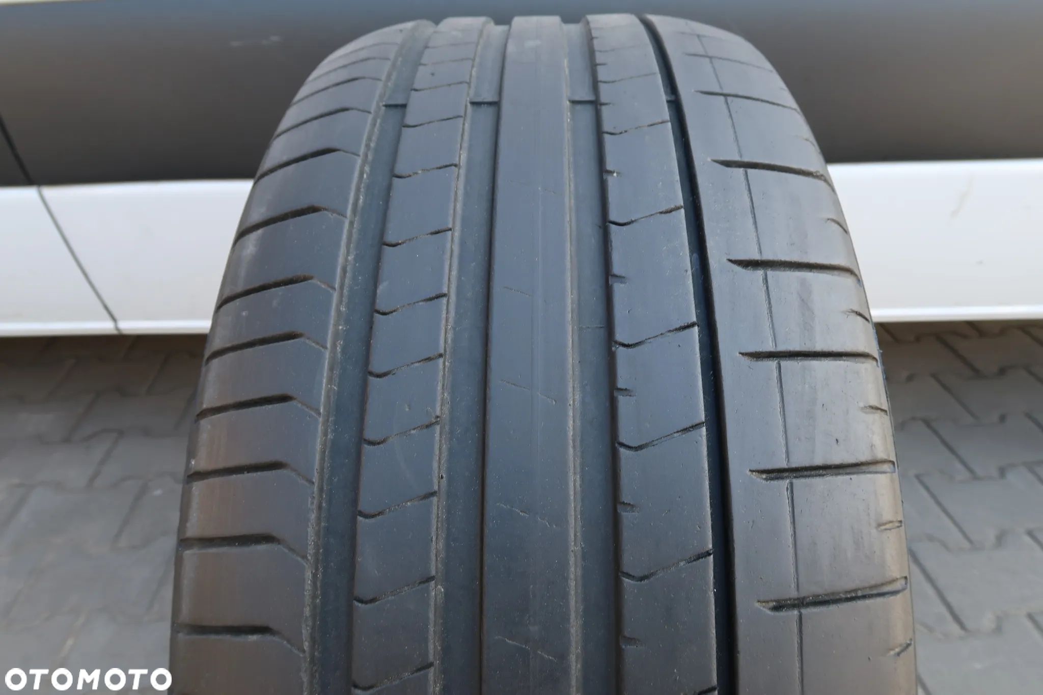 Pirelli P zero 275/45r21 - 1
