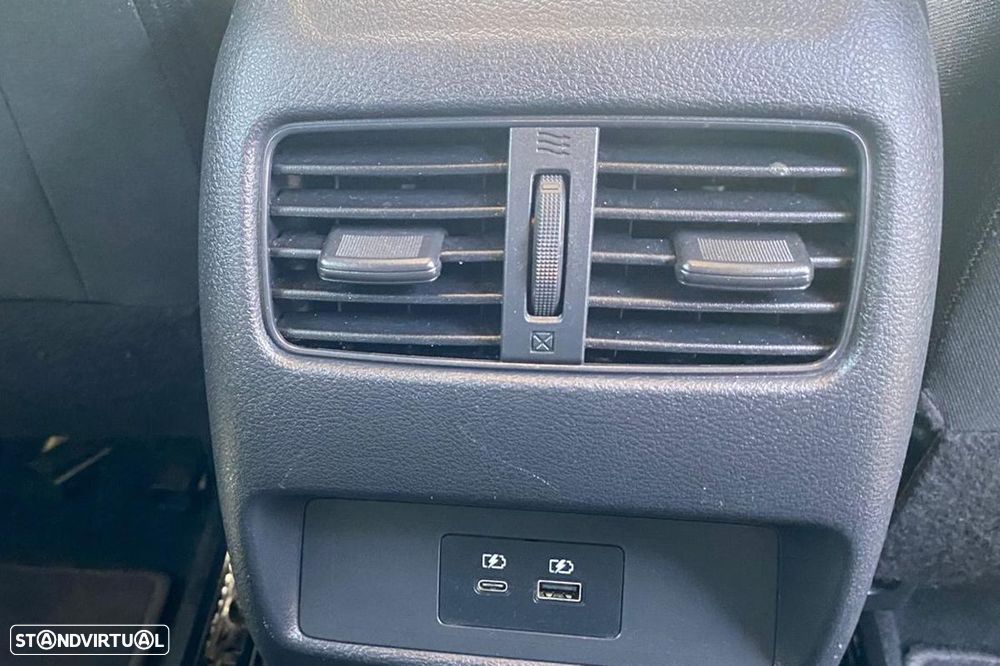 Nissan Qashqai 1.3 DIG-T N-Connecta Xtronic - 18