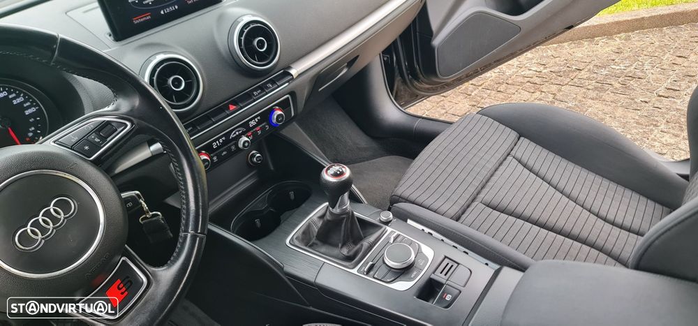 Audi A3 1.6 TDI Sport - 19