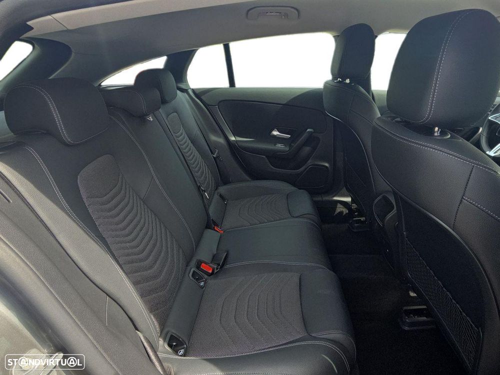 Mercedes-Benz CLA 180 d Shooting Brake Progressive Aut. - 16