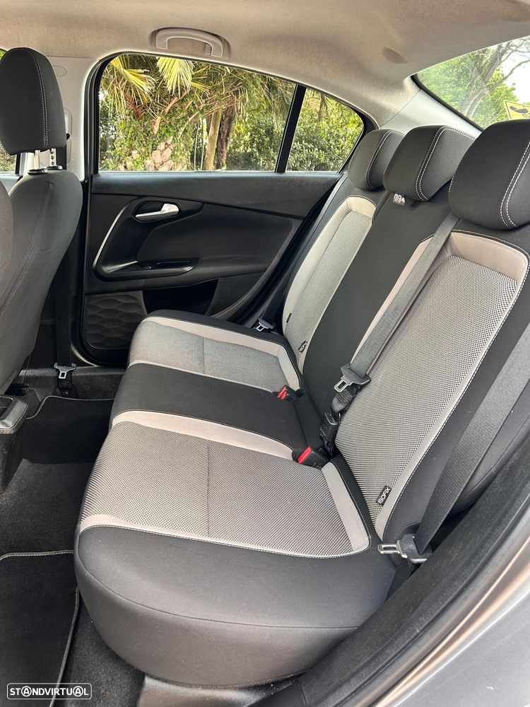 Fiat Tipo 1.3 M-Jet Easy - 19