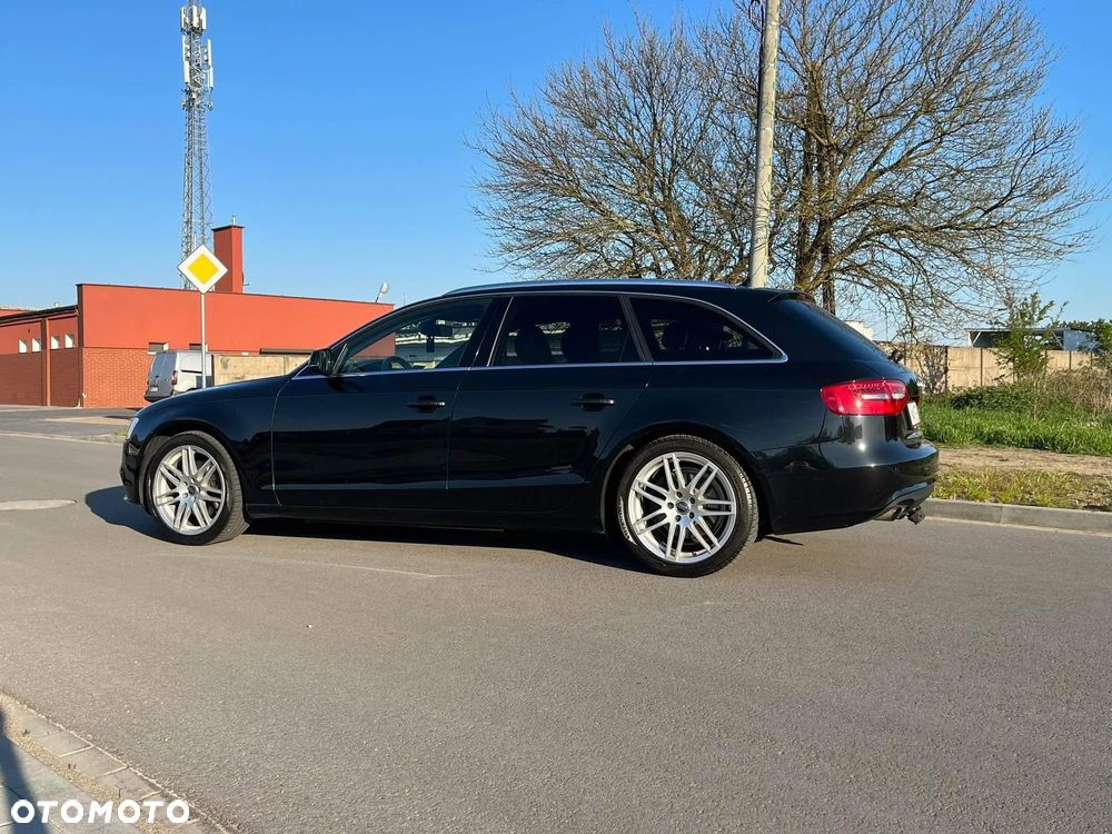 Audi A4 Avant - 10