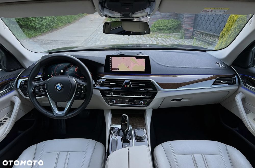 BMW Seria 5 520d Luxury Line sport - 7