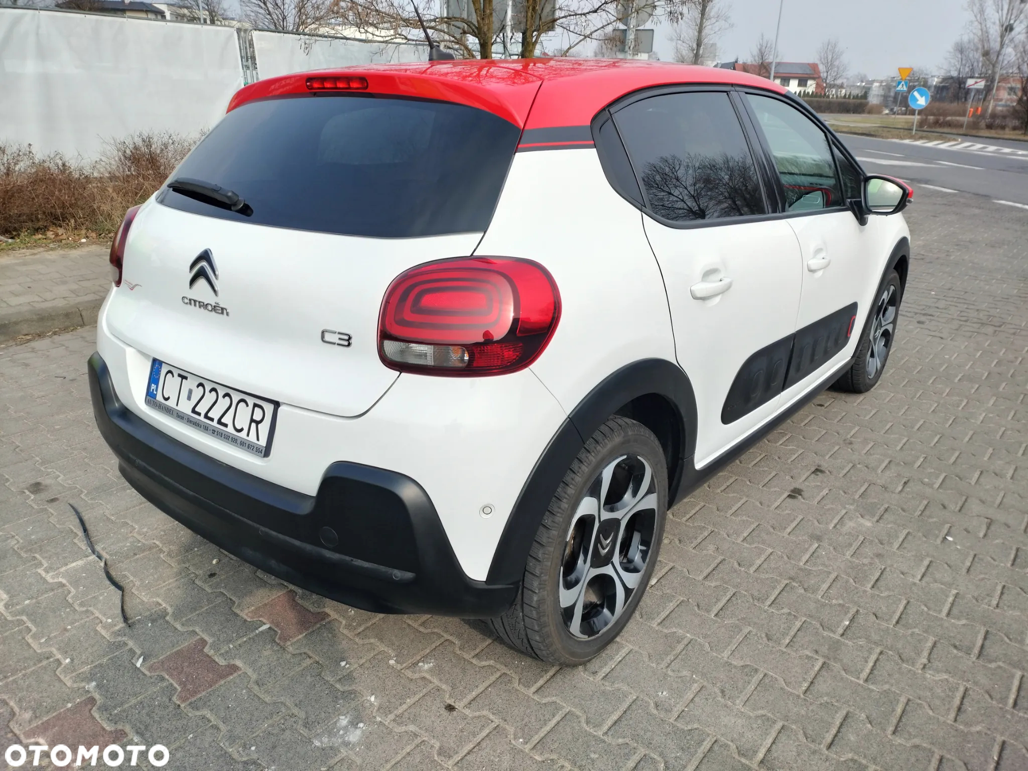 Citroën C3 1.2 PureTech GPF Shine - 12