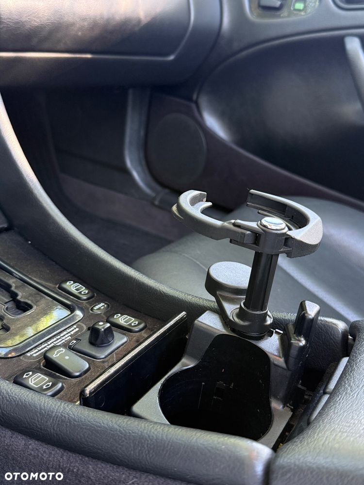 Mercedes-Benz CLK - 27