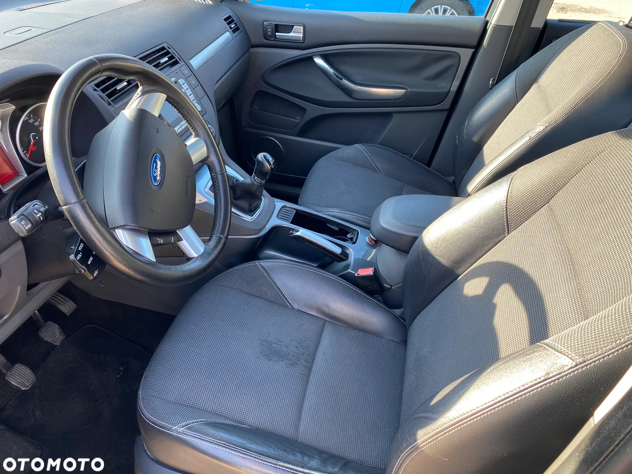 Ford C-MAX 1.8 Titanium - 3
