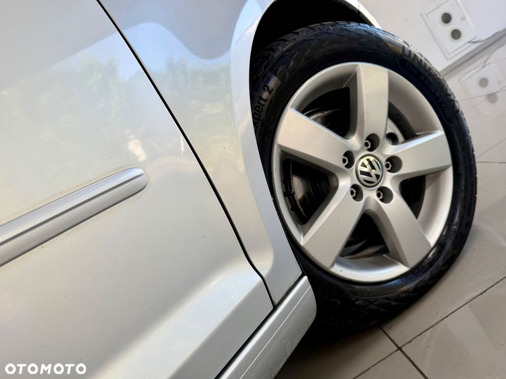 Volkswagen Golf Plus - 24