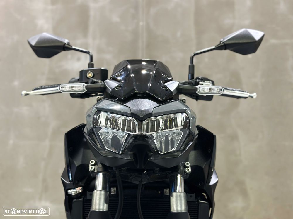 Kawasaki Z 650 - 6