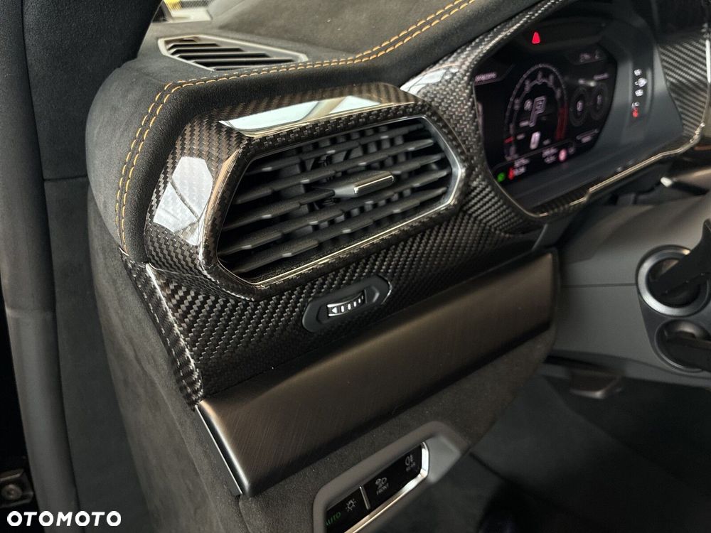 Lamborghini Urus - 10