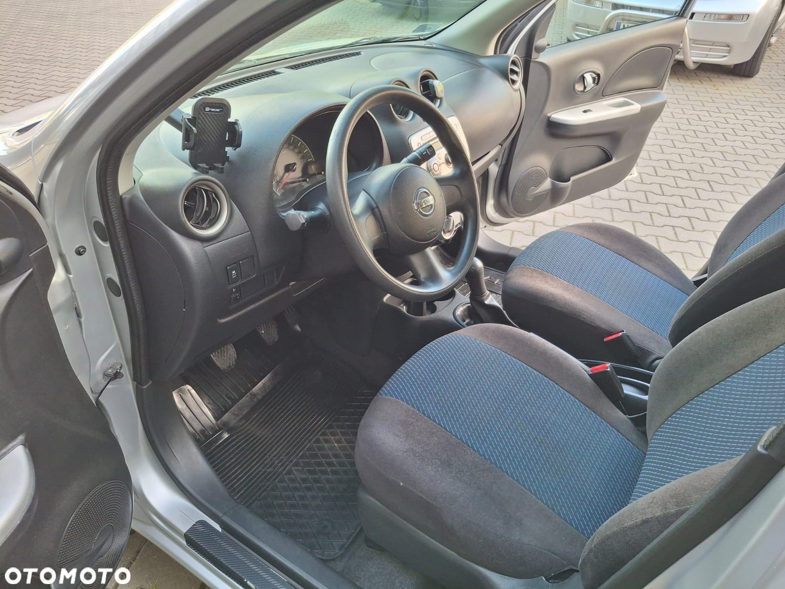 Nissan Micra 1.2 30 Jahre Edition - 13