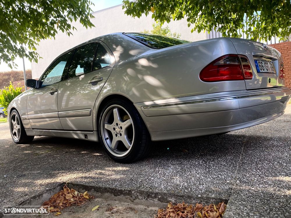 Mercedes-Benz E 240 - 5