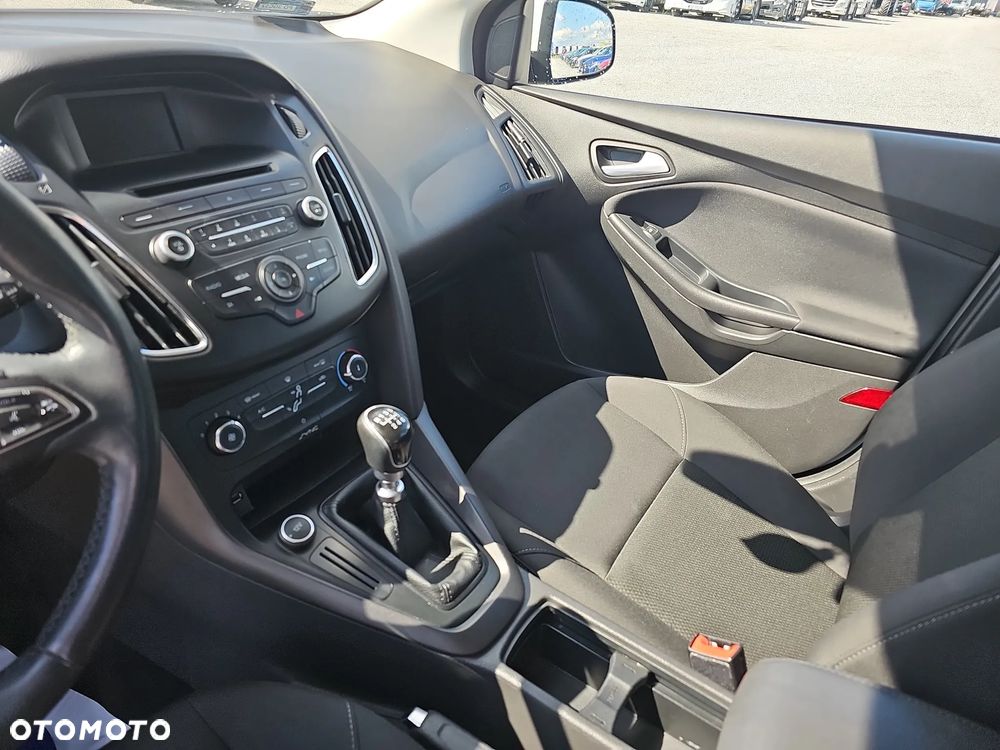 Ford Focus 1.5 TDCi Trend - 17