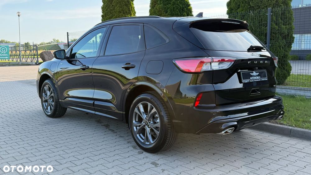Ford Kuga 2.5P PHEV FWD ST-Line X - 36