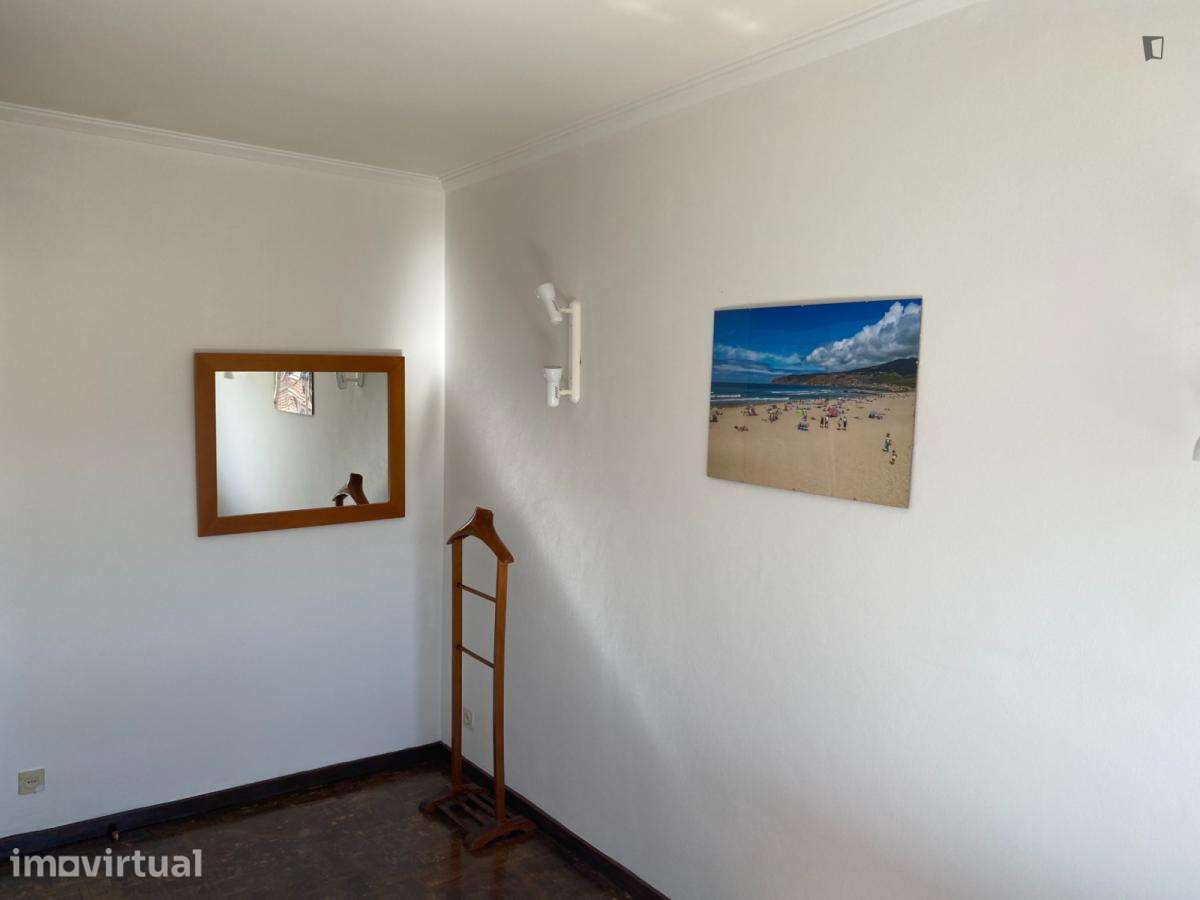 Quarto - localizado em Cascais Lisbon - Grande imagem: 3/8