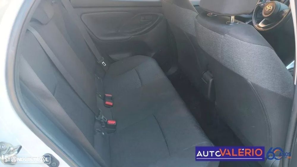 Toyota Yaris 1.5 HDF Comfort Plus - 34