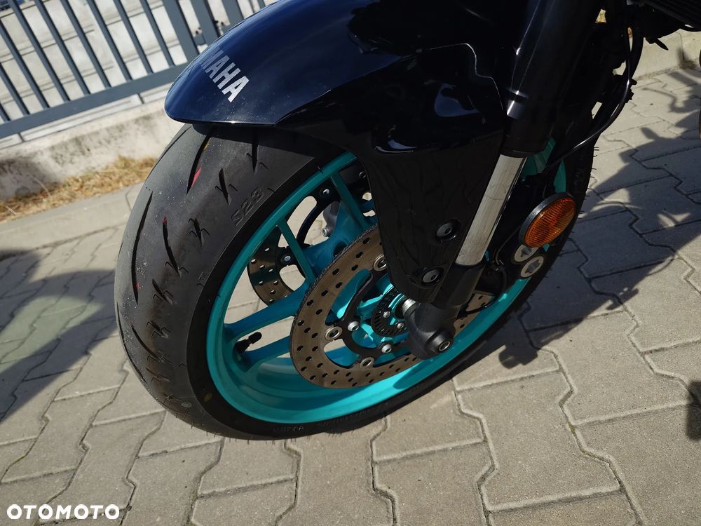 Yamaha MT - 8
