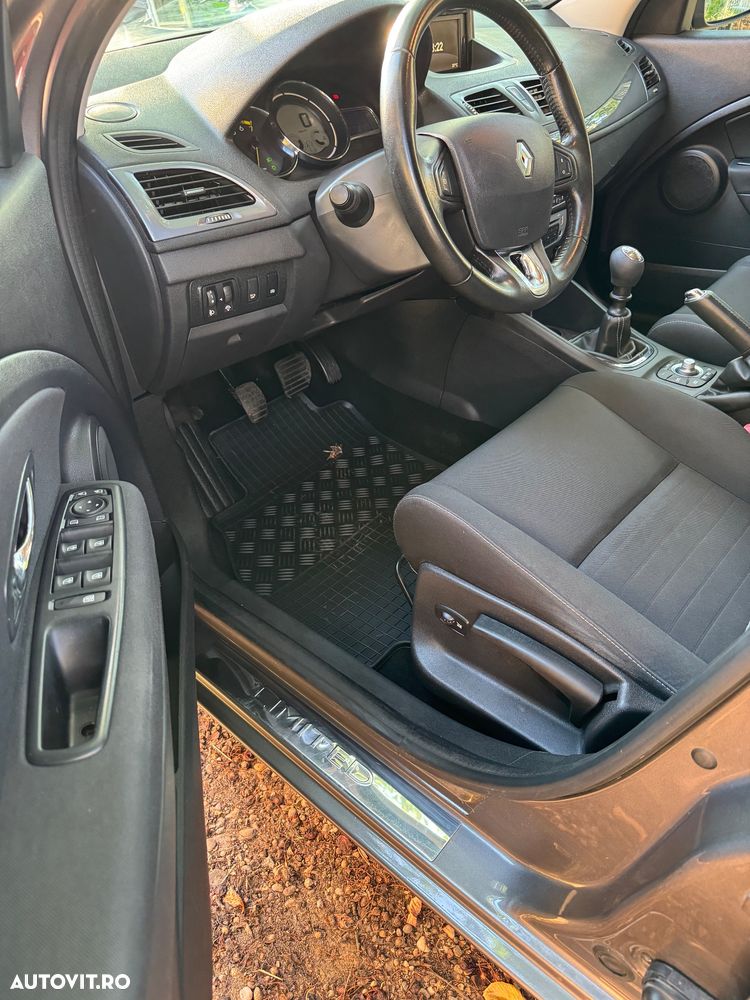 Renault Megane - 5