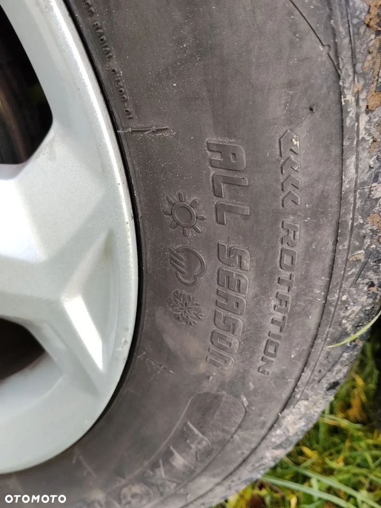 Ford Fiesta 1.25 Trend - 32