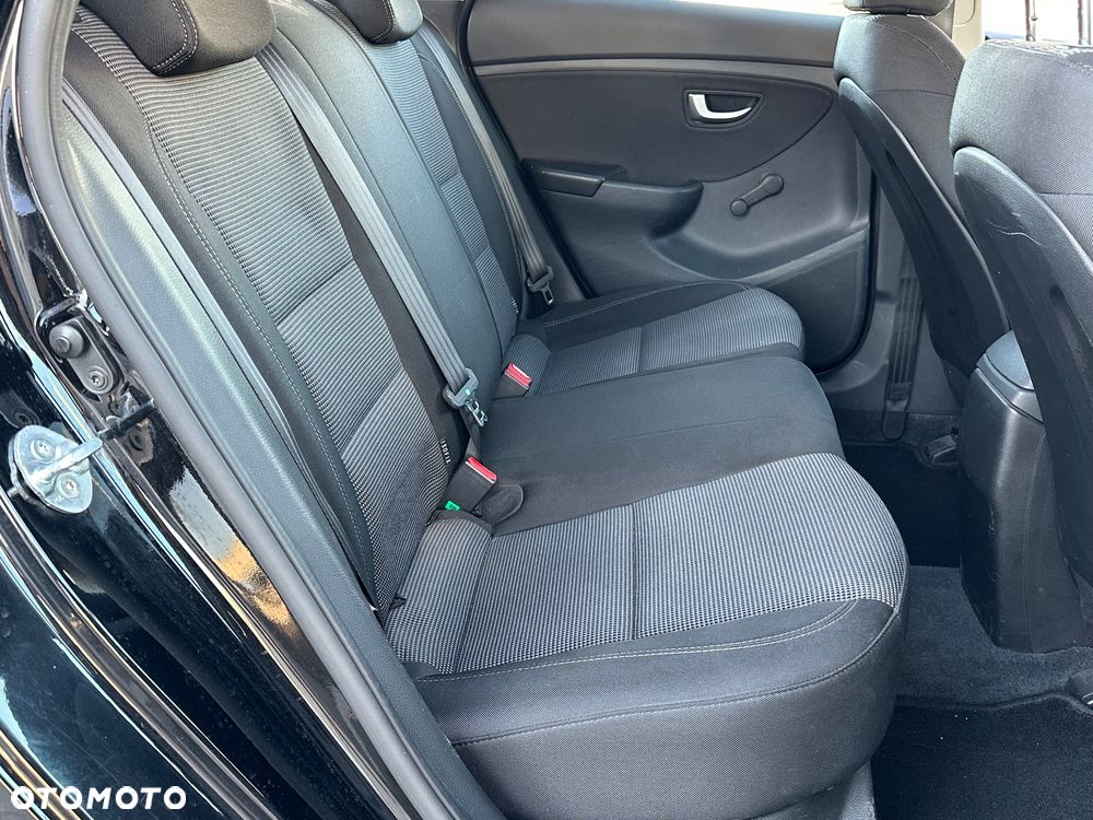 Hyundai i30 1.4 Classic - 11