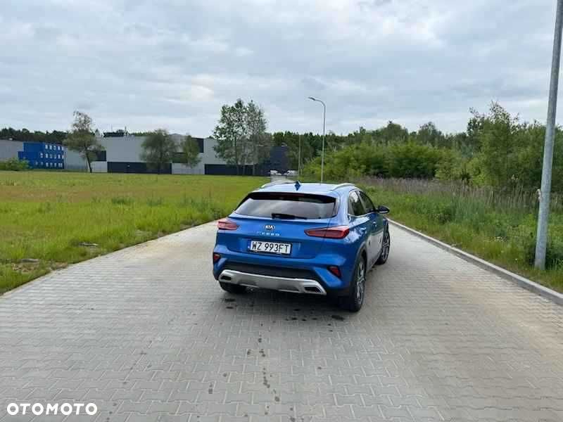 Kia XCeed - 4