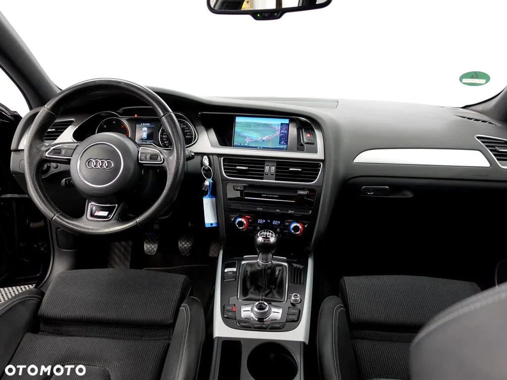 Audi A4 Avant 2.0 TDI DPF S line Sportpaket - 6