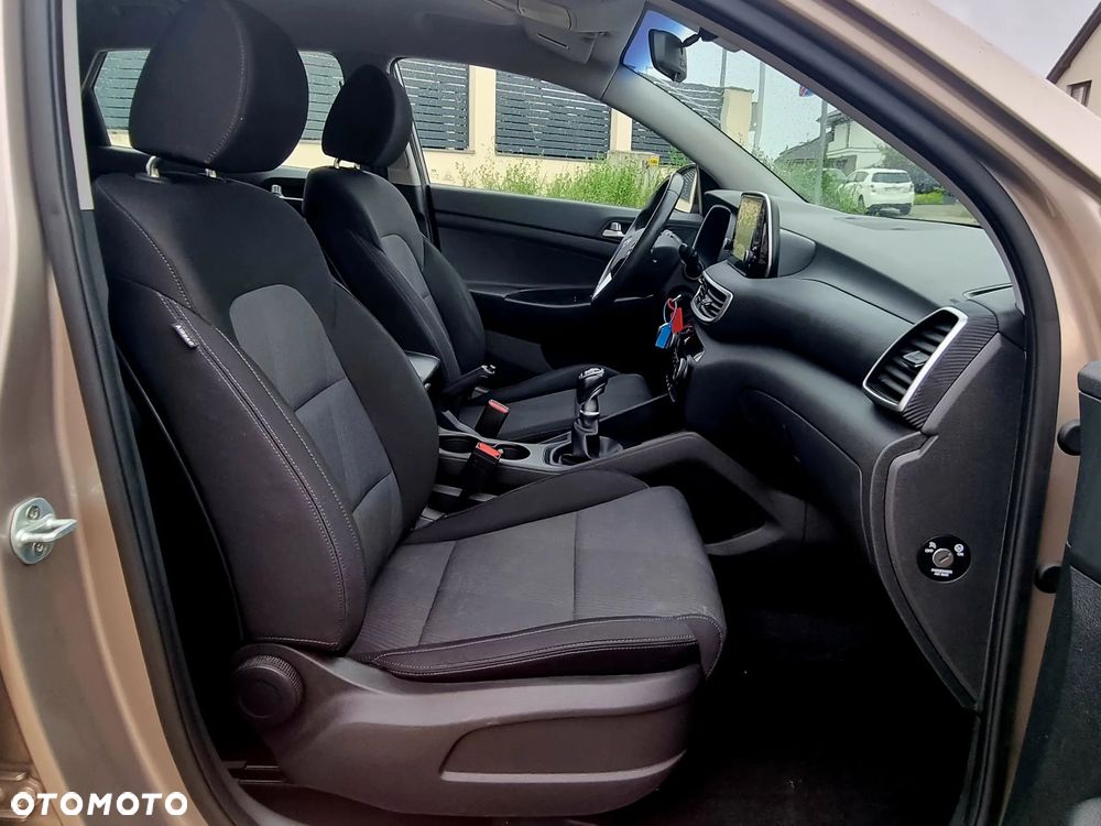 Hyundai Tucson 1.6 GDi Comfort 2WD - 27