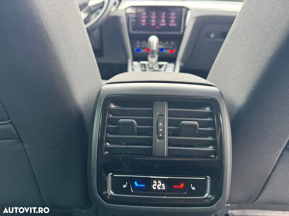 Volkswagen Passat Variant 2.0 TDI DSG Business - 19