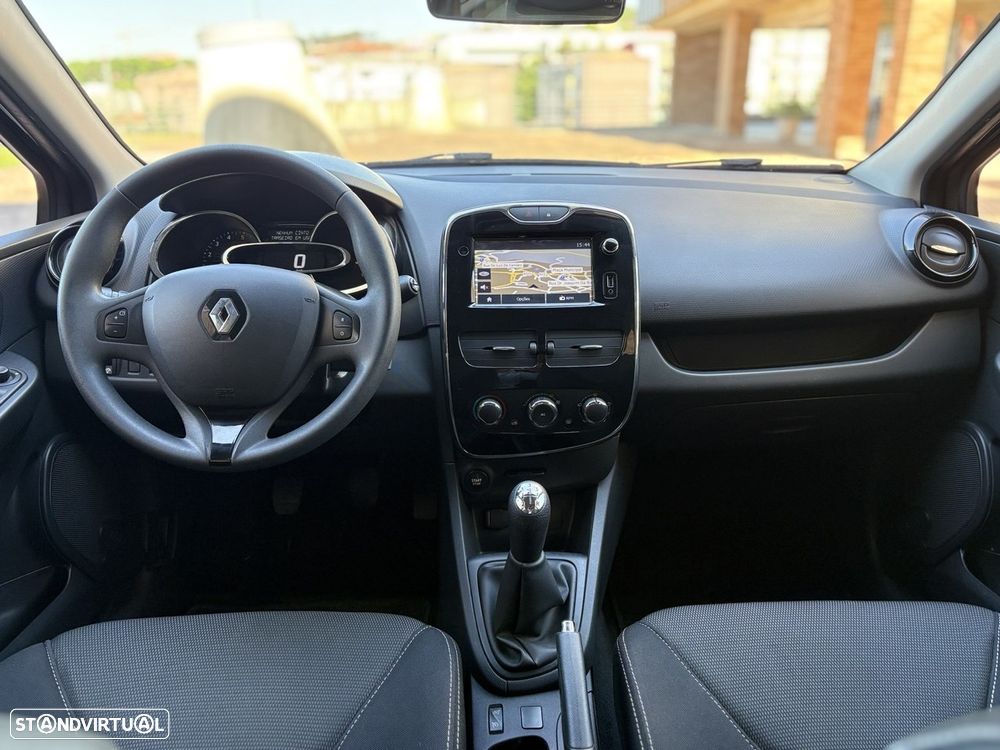 Renault Clio 1.5 dCi Dynamique S - 13