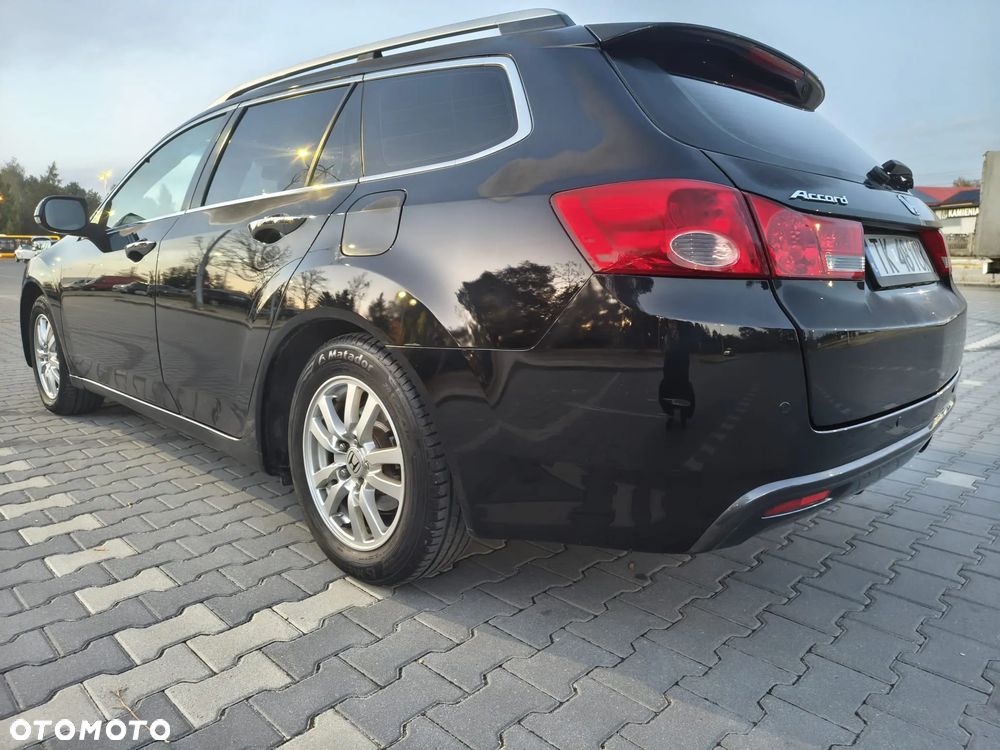 Honda Accord - 10