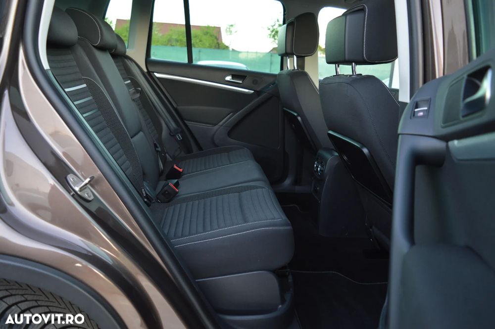 Volkswagen Tiguan 2.0 TDI DPF 4Motion BlueMotion Technology DSG Cup Sport & Style - 29
